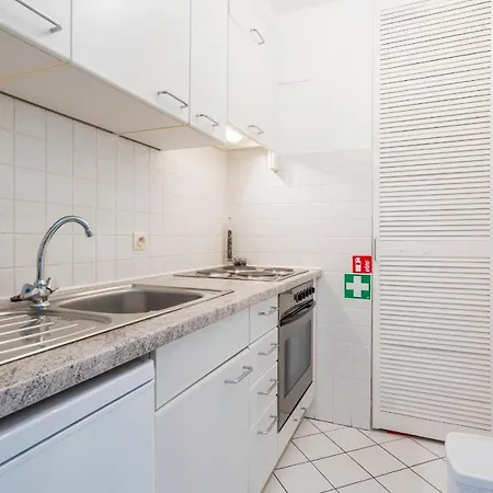 Apartamento Luxueuze Vakantiestudio Met Zeezicht En Terras In Ostend