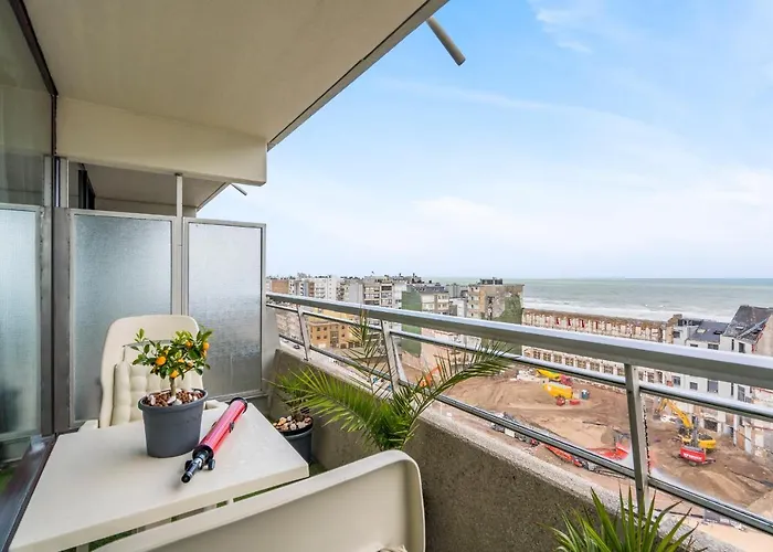 公寓 Luxueuze Vakantiestudio Met Zeezicht En Terras In *