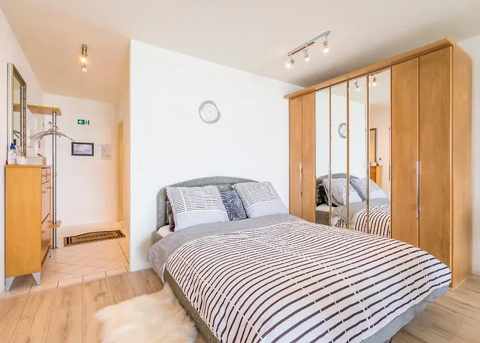 Luxueuze Vakantiestudio Met Zeezicht En Terras In