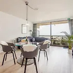 Luxueuze Vakantiestudio Met Zeezicht En Terras In