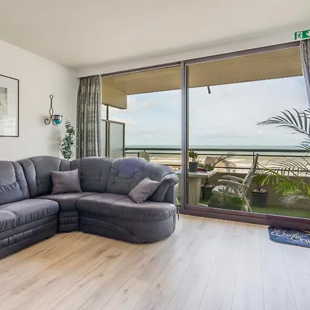 Апартаменты Luxueuze Vakantiestudio Met Zeezicht En Terras In *